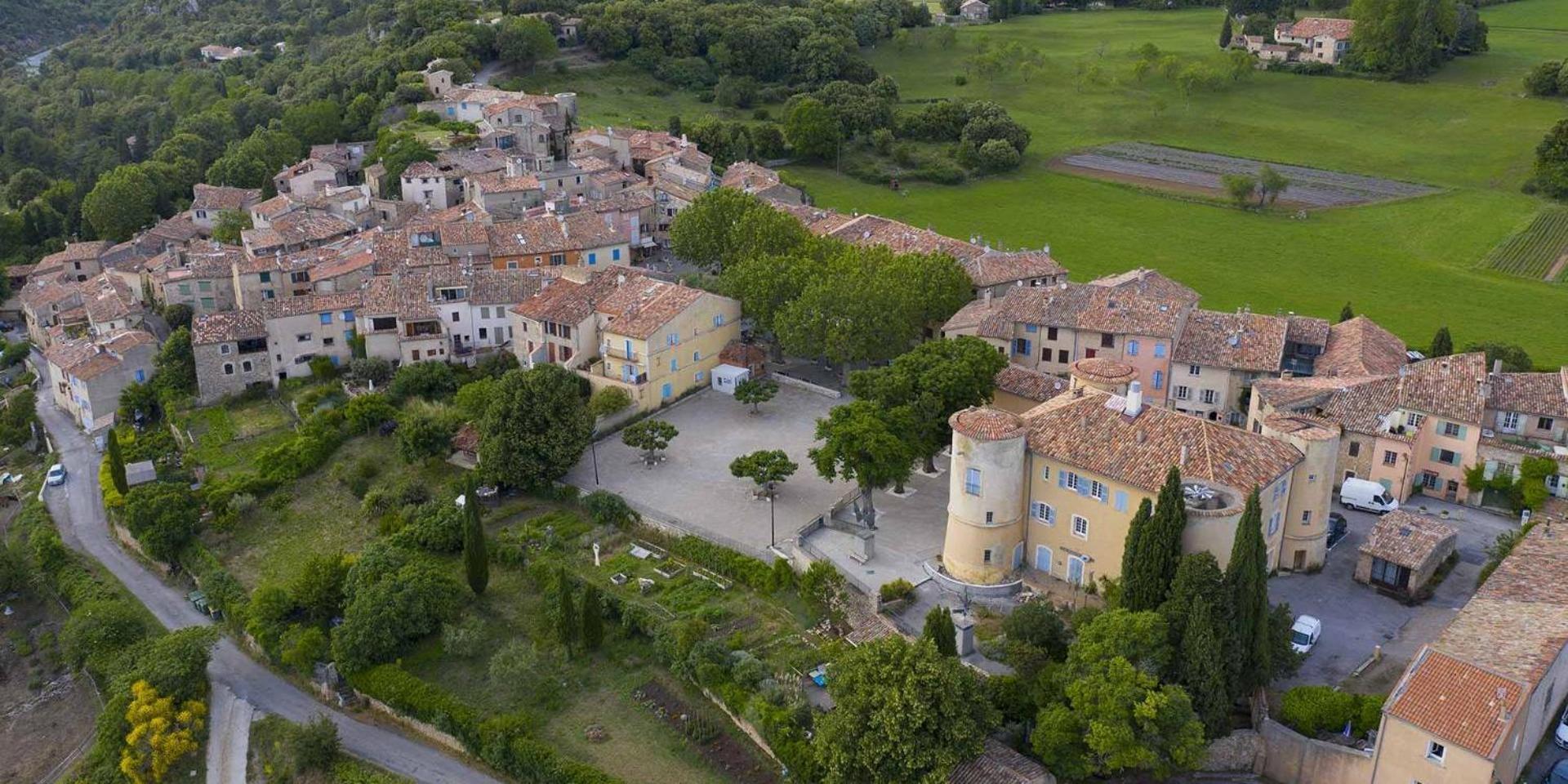 Au Coeur Du Village Provencal Tourtour Esterno foto